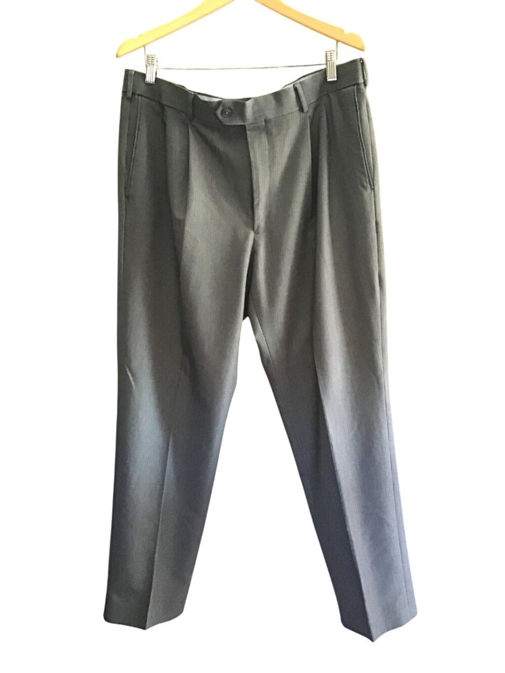 ROUNDTREE & YORKEE -TRAVEL SMART- MEN GREY PLEAT FRONT DRESS PANT SIZE 38X30